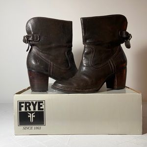 Lucinda short Frye Boots